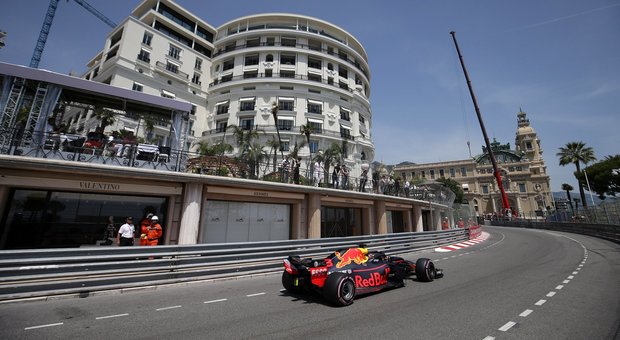 GP di Monaco: pole per Ricciardo, Vettel secondo davanti a Hamilton. Verstappen parte ultimo