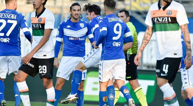 Covid, troppi positivi: il Brescia rinuncia al match di Coppa Italia
