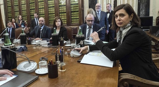 Violenza donne, Boldrini accusa: «Facebook oscura le denunce»
