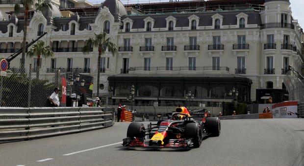 Gran Premio di Monaco, Ricciardo il più veloce nelle libere, Ferrari terza