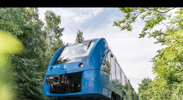 Germania, ecco il primo treno a idrogeno in servizio passeggeri