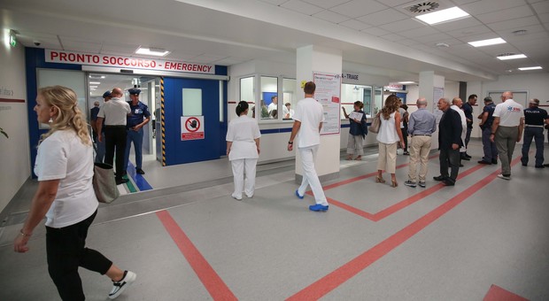 Ospedale del Mare, 131 accessi nelle prime 24 ore del pronto soccorso