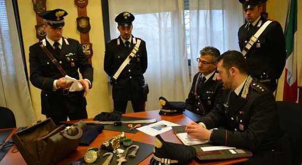 Minaccia i carabinieri con la scimitarra: ladro arrestato