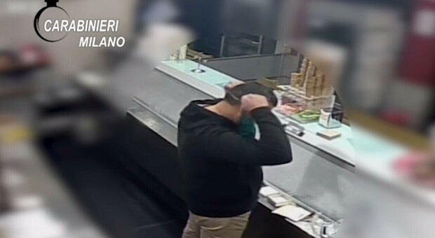 Milano, gelataio costretto a pagare il pizzo per 25mila euro: tre arresti