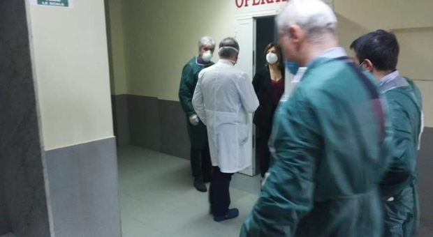 Ariano, sei infermieri e un operatore contagiati in ospedale: reparto sanificato