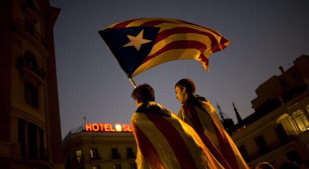 Catalogna, giudice convoca Puigdemont per giovedì, confermata sospensione indipendenza