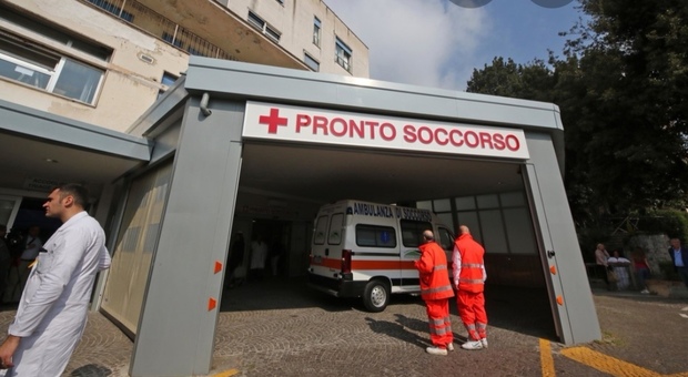Coronavirus a Napoli: pazienti positivi al test, stop a tre pronto soccorso