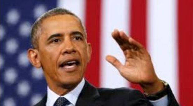 Paura alla Casa Bianca: boato e incendio ​mentre Obama sta per partire in elicottero