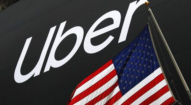 Uber taglia 350 posti lavoro, titolo vola a Wall Street