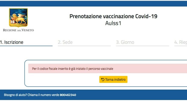La schermata che ottiene Rosaria, 66enne di Feltre, quando tenta di prenotare il vaccino con il suo codice fiscale