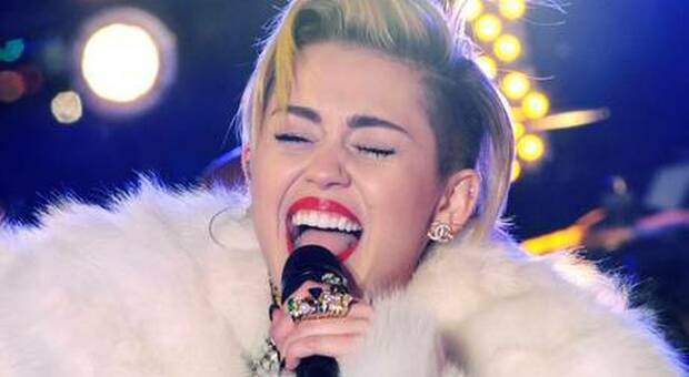 Miley Cyrus choc: «Ho visto un Ufo, sono rimasta scossa per giorni»
