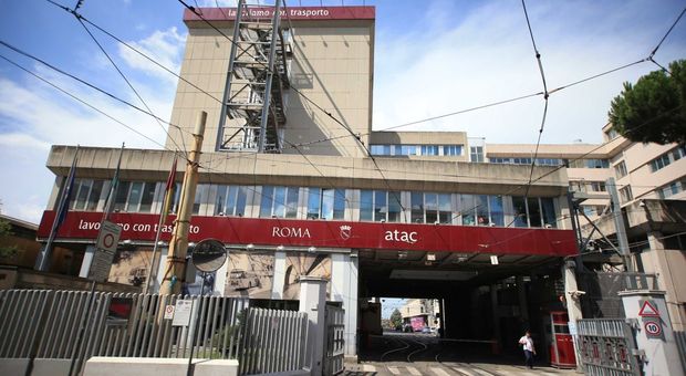Atac, l'ultimo scandalo a Roma: rubate le ricariche dei condizionatori