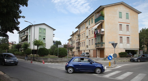 Le case popolari di via Ronchese e via Bianchini dove la tensione tra gli inquilini è sempre più alta