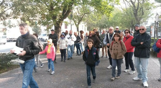 Venti anni di trekking urbano ad Ancona: tutti esauriti i 540 posti per la partecipazione