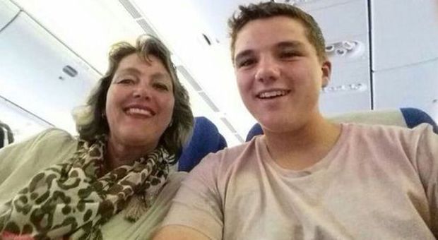Aereo abbattuto, l'ultimo selfie di madre e figlio
