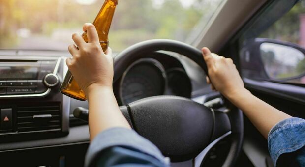 Sicurezza stradale, nuove regole in CdM, tolleranza zero per chi guida drogato e ubriaco