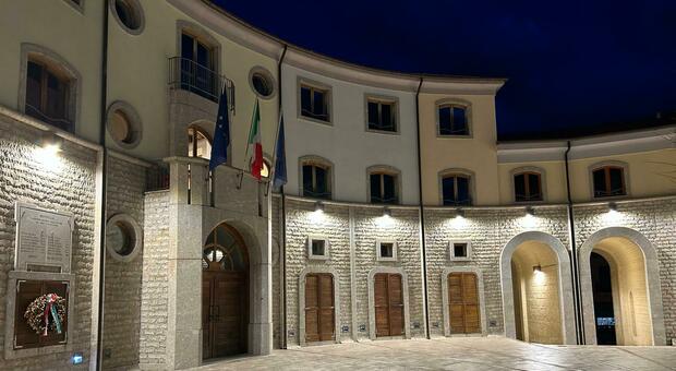 L'ingresso del palazzo municipale di Montella
