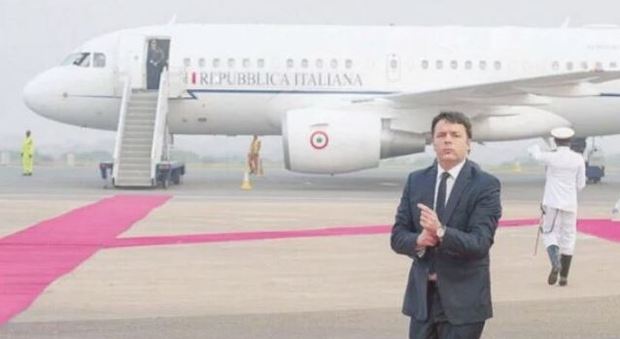 Finestrino scheggiato sull'aereo di Renzi, scalo obbligato in Brasile