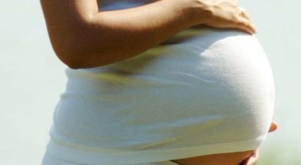 Gli antibiotici possono essere presi in gravidanza: "Non hanno effetti sul bambino che deve nascere"