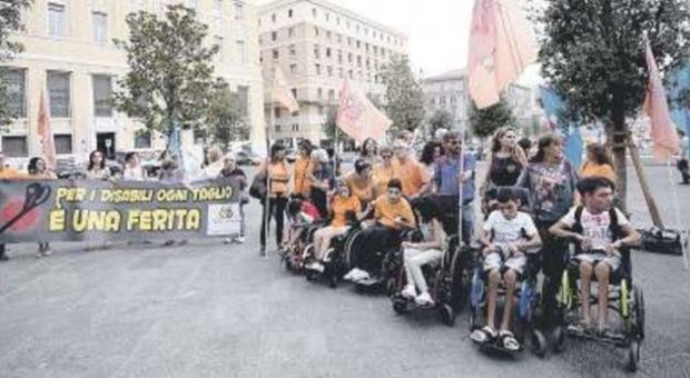 Assistenza ai disabili, i centri specialistici di Napoli pronti alla serrata