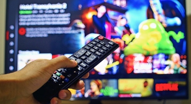 Televisione. La grande beffa dei decoder - Foto di Andrés Rodríguez da Pixabay