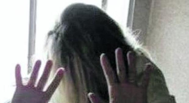Violenza sulla 14enne già vittima di abusi: indagato 34enne pakistano