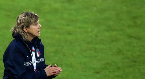 Italia, la promessa della ct Bertolini: «Le donne salveranno il calcio»