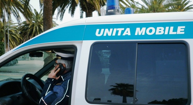 San Benedetto, nuovo blitz notturno dei vandali: gomme tagliate a 2 auto