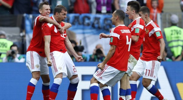 Russia-Arabia Saudita 5-0: cinquina vincente all'esordio per i padroni di casa