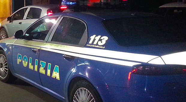 Roma, picchia moglie e figlio di un anno: arrestato 42enne
