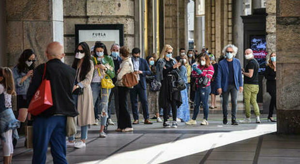 Coronavirus in Lombardia, nessun decesso e 350 nuovi positivi con 16mila tamponi: 81 sono a Milano