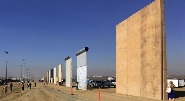 Trump: "Il Messico pagherà in qualche modo il muro con gli Stati Uniti"