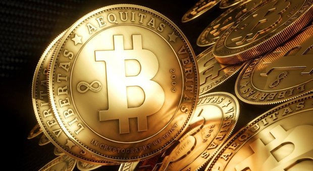 Bitcoin, la moneta virtuale crolla ancora. Il capo di Jp Morgan: è una frode