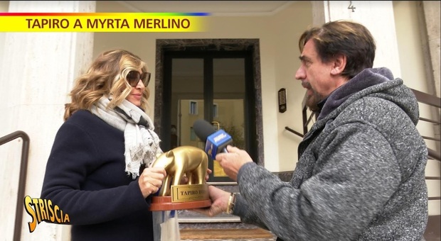 Myrta Merlino, Tapiro d'oro dopo le accuse dei collaboratori: «Cose che capitano in famiglia, non dovrebbero uscire»