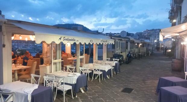 immagine Pozzuoli: «Chiusi per bradisismo» ma è una fake news