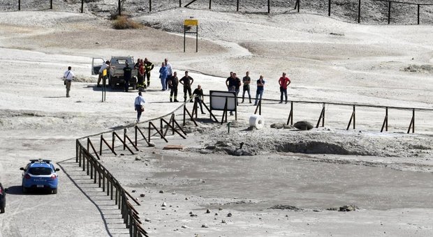 Tre morti nella voragine della Solfatara di Pozzuoli: la Procura indaga per omicidio colposo plurimo
