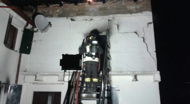 L'intervento dei vigili del fuoco (foto dei vigili del fuoco)