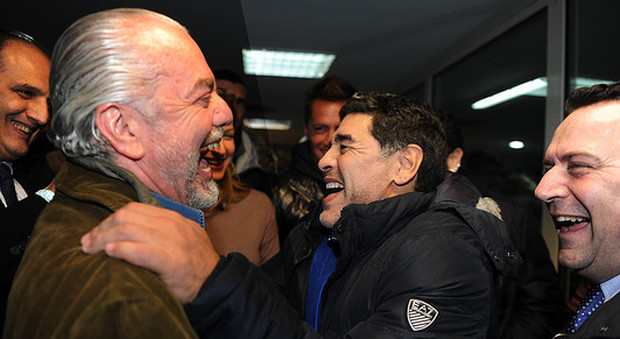 Maradona, auguri a De Laurentiis: «Porta gioia alla gente di Napoli»