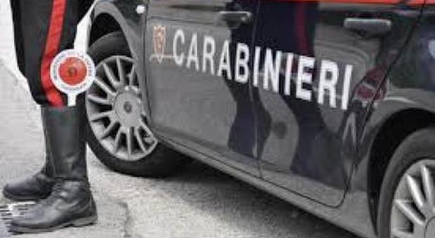 La pensione della suocera fa scoppiare una rissa: arrivano i carabinieri, arrestate 6 persone