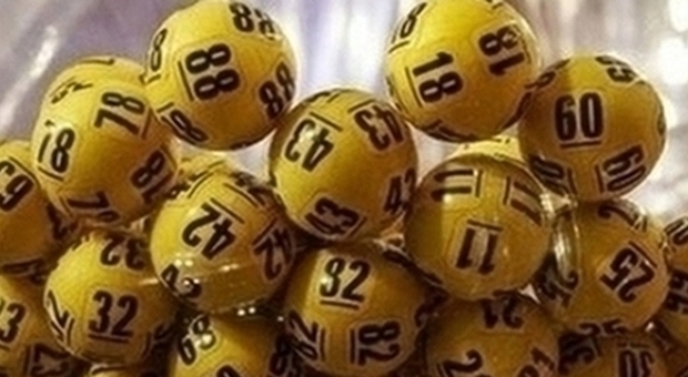 Lotto, SuperEnalotto e 10eLotto: caccia ai numeri vincenti con un jackpot da record