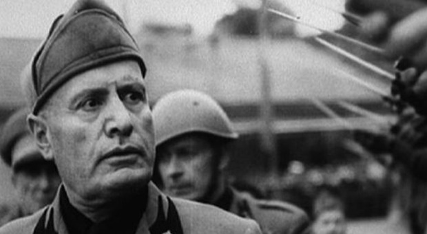 Ustica, stop (dopo 100 anni) alla cittadinanza onoraria a Mussolini e ai gerarchi fascisti