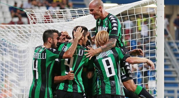 Europa League, il Sassuolo travolge la Stella Rossa 3-0 nei playoff
