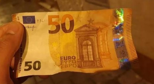 Nocera, in giro banconote false: l'allarne lanciato su Facebook