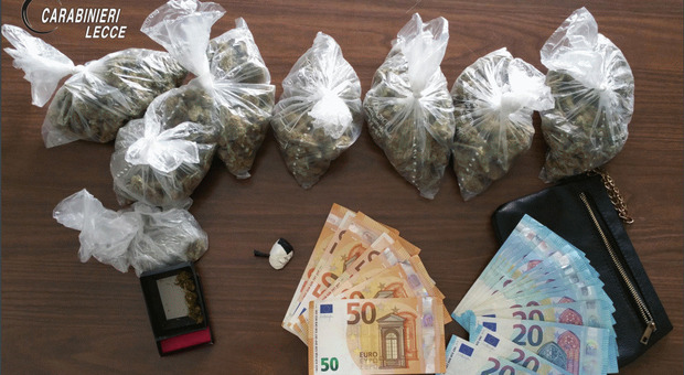 Un chilo di droga al mese per le piazze del Nord Salento: tre arresti
