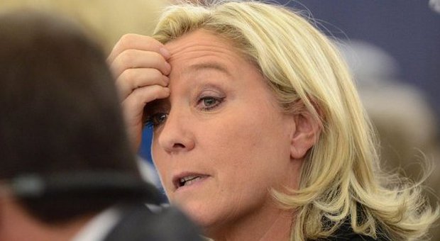 Le Pen: cambio nome al Fn e lavoro per uscire dalla Ue