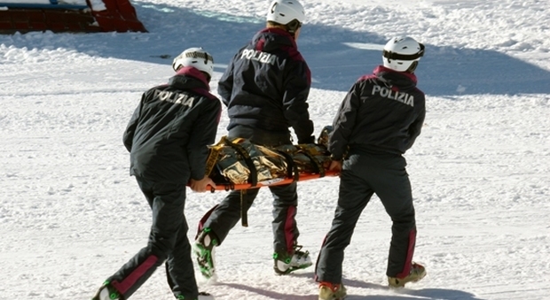 Gravissima bimba di 9 anni: scontro sulla pista da sci con una 19enne
