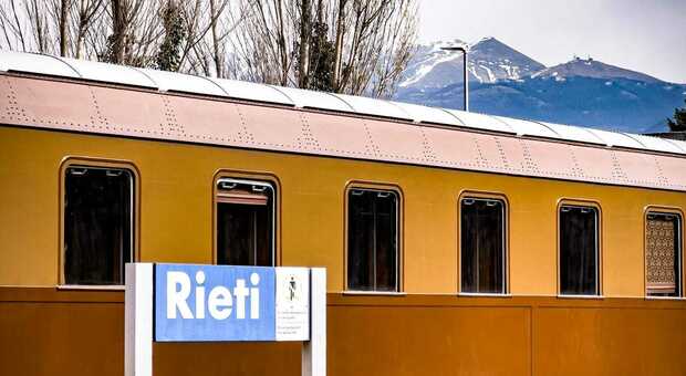 Treno storico lungo la Ferrovia a Rieti (foto Leonardo Ciace)