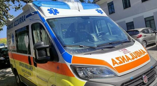 Vigevano, morta bimba di 5 anni in un incidente stradale: sbalzata dal finestrino dell'auto guidata dal nonno