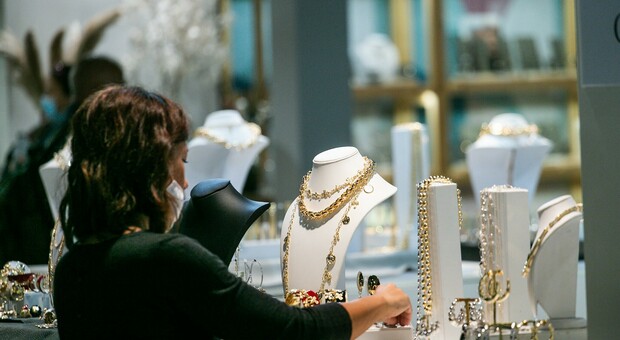 A Fiera Rho sabato apre HoMi: gioielli, bijoux e accessori moda fra artigianato e futuro