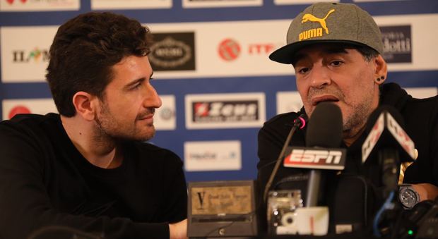 Maradona e Siani, «Tre volte 10»: la conferenza della vigilia